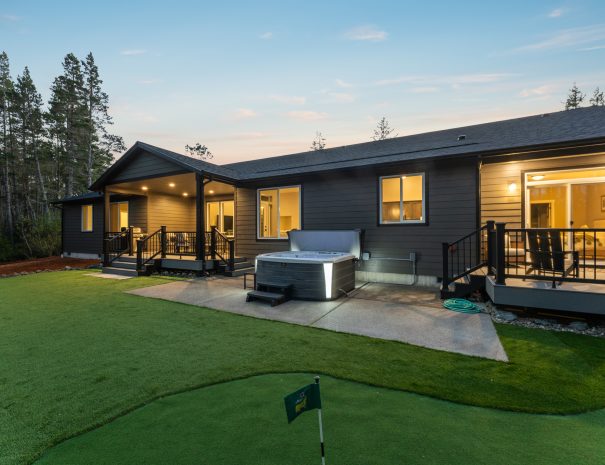 Exterior view of 5-bedroom Trail House vacation rental